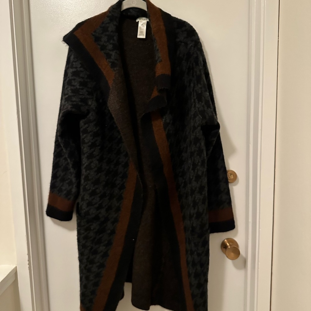 GUC Max Studio long sweater size M